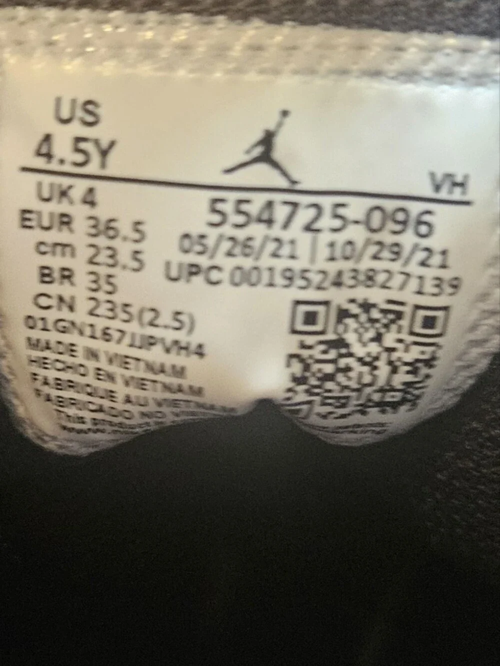 Air Jordan 1 Mid SE GS 'Shadow' Sneakers Size 4.5